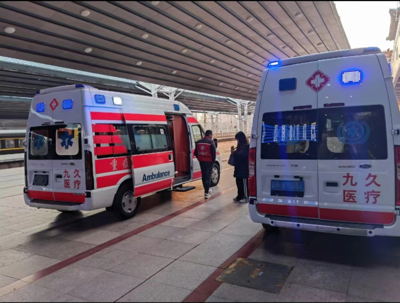 铁门关市救护车长途转运